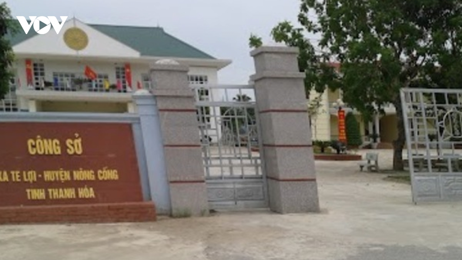 Làm rõ thông tin cán bộ xã đánh bài tại công sở