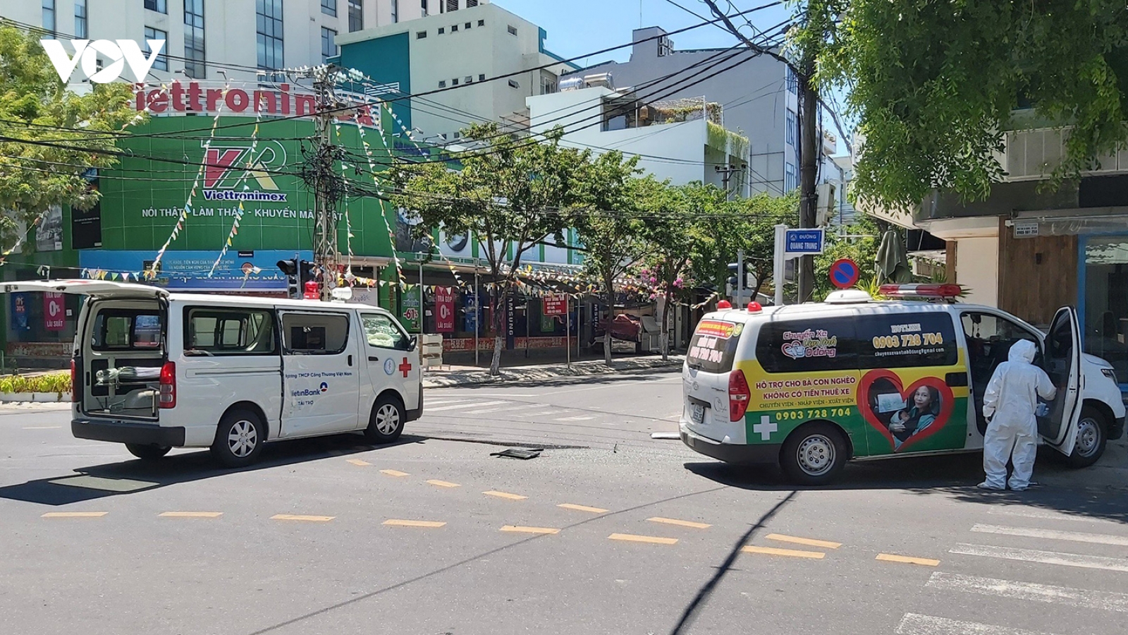 2 xe cấp cứu đâm nhau khi đang làm nhiệm vụ ở Đà Nẵng