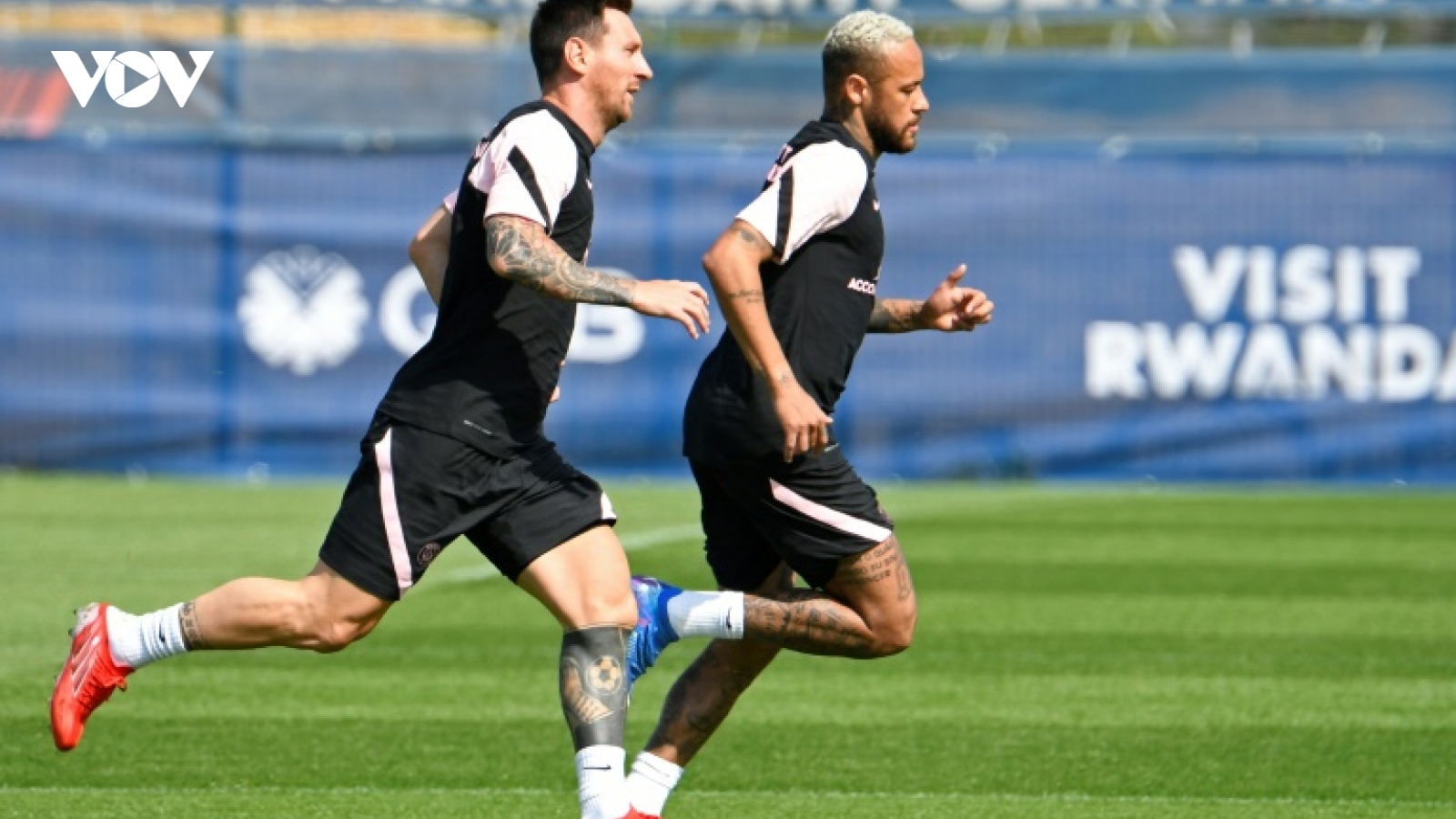 Chính thức: Messi và Neymar vắng mặt ở trận PSG gặp Strasbourg