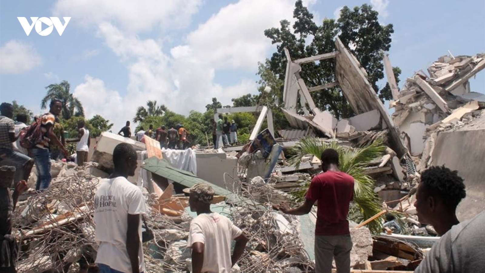 Hơn 1.400 người tử vong và 6.000 người bị thương trong trận động đất ở Haiti