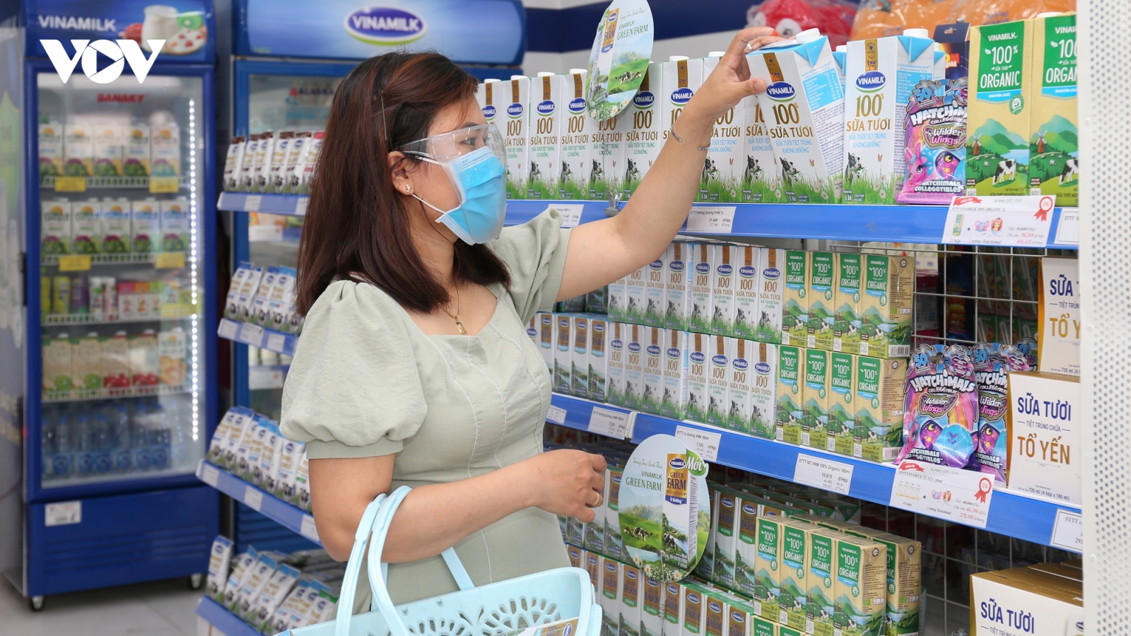 Chương trình trợ giá của Vinamilk giúp các bà nội trợ yên tâm trong mùa dịch