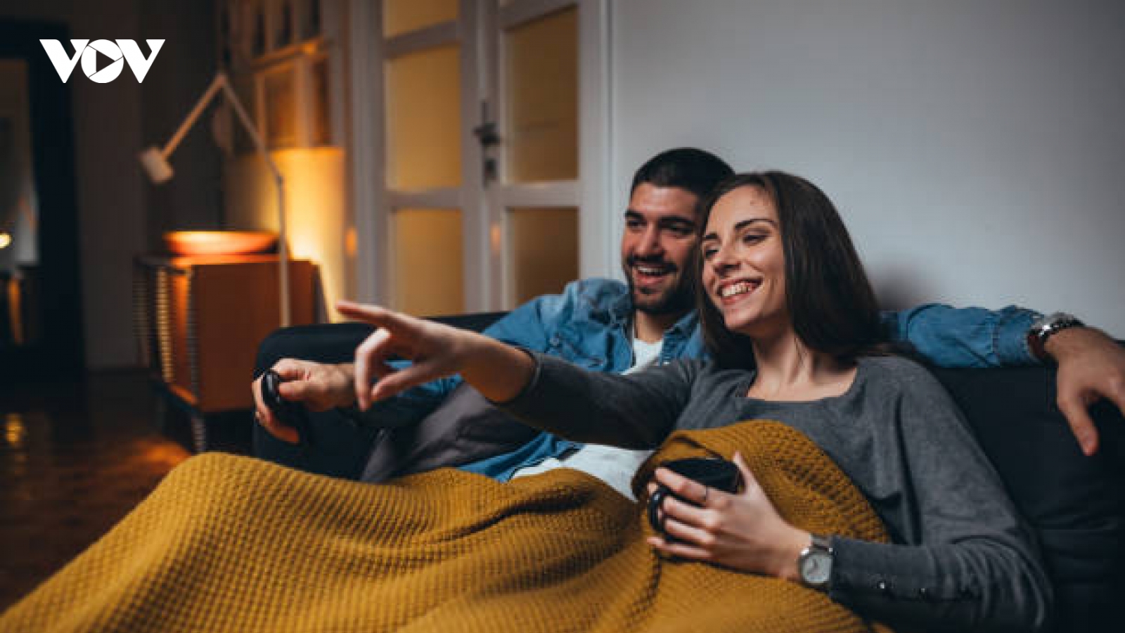 Những điều bạn cần làm để thể hiện tình yêu với cô ấy