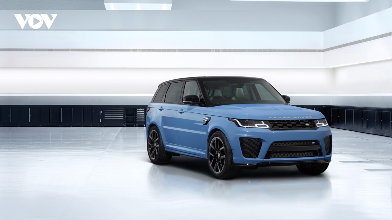 Land Rover ra mắt phiên bản Ultimate cho Range Rover Sport SVR