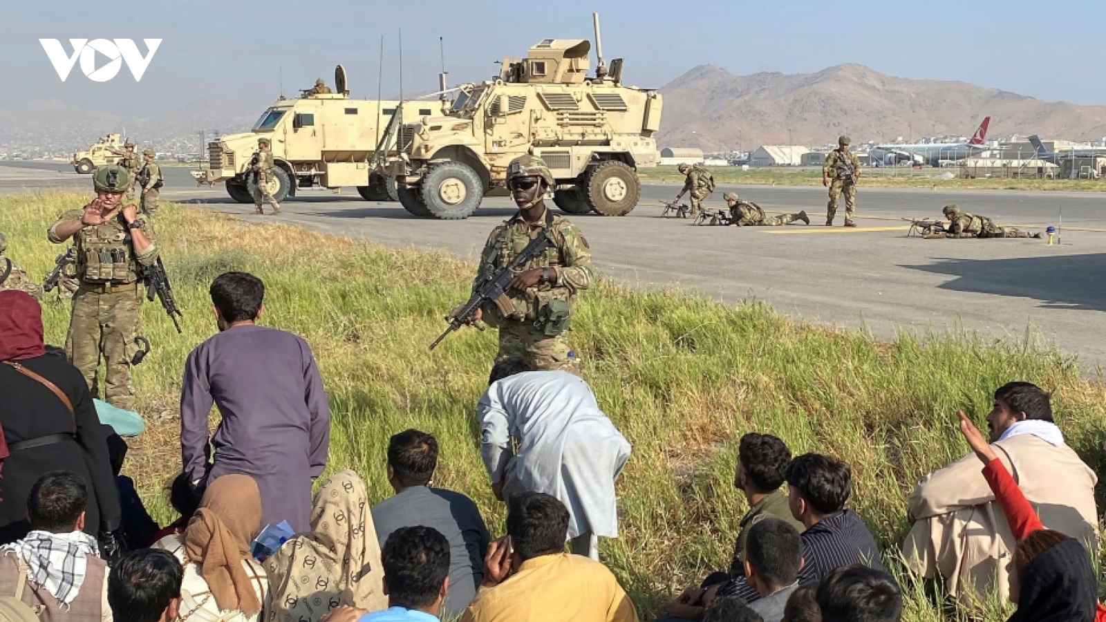 Mỹ mắc kẹt trong mối quan hệ bất đắc dĩ với Taliban sau 2 thập kỷ đối đầu