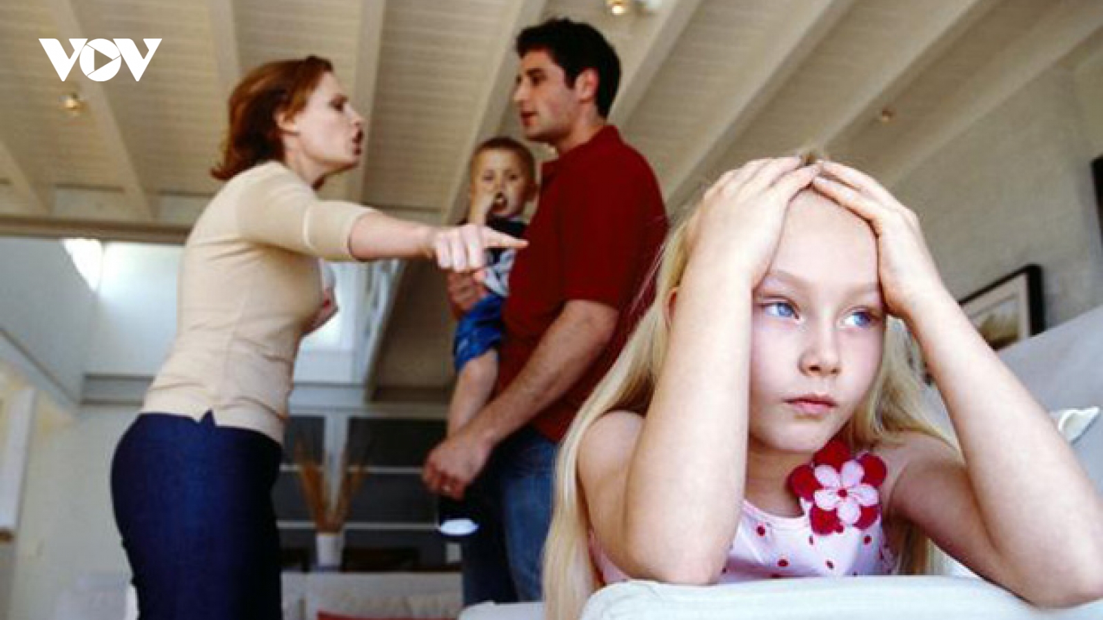 Làm sao để giải quyết mâu thuẫn gia đình?