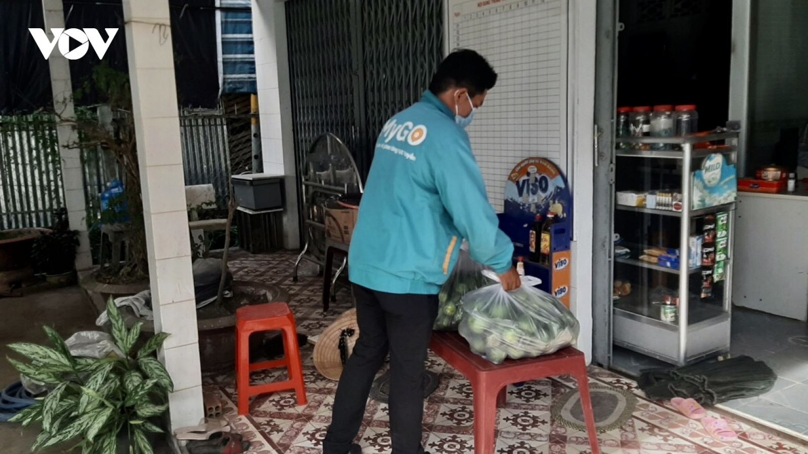 Hậu Giang thực hiện hơn 16.000 đơn hàng đi chợ hộ người dân