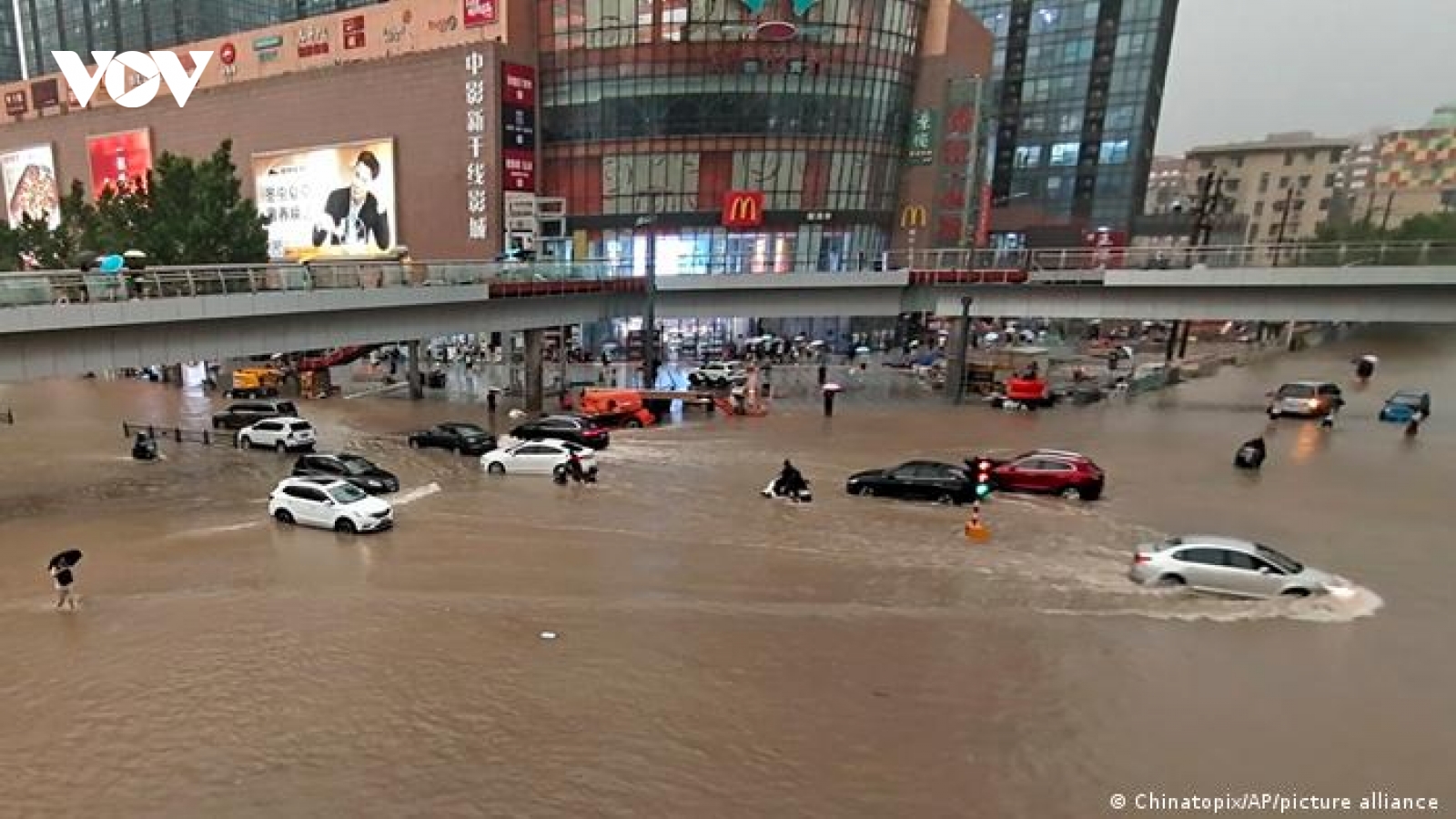 Nhiều tỉnh, thành phố Trung Quốc hứng chịu thiên tai do mưa lũ