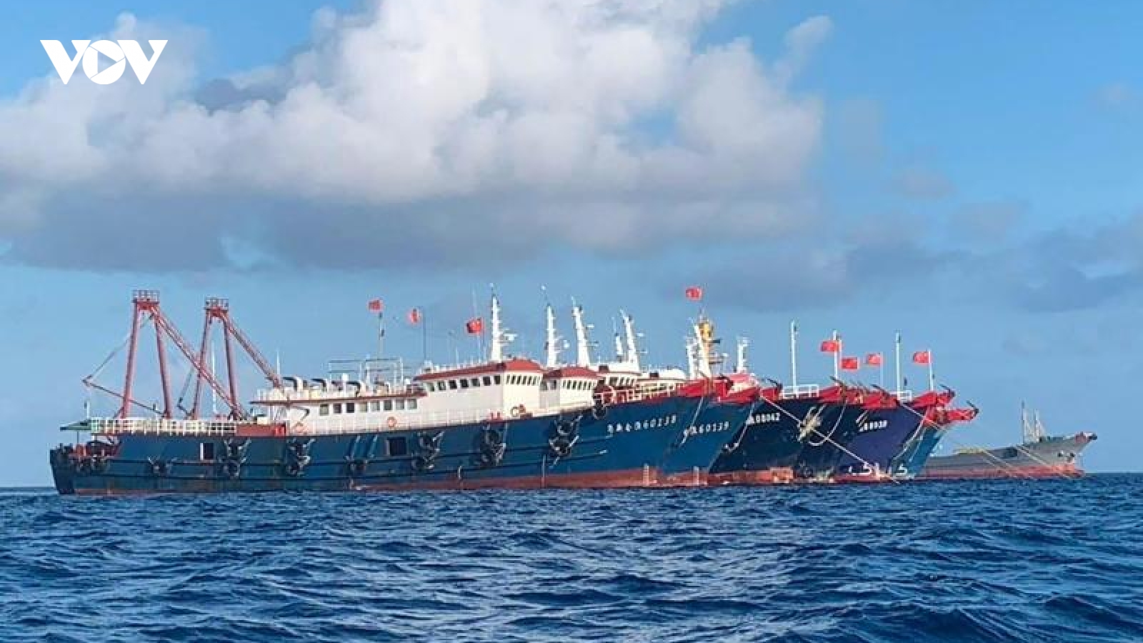 Philippines gửi công hàm phản đối Trung Quốc bắn pháo sáng vào máy bay quân sự