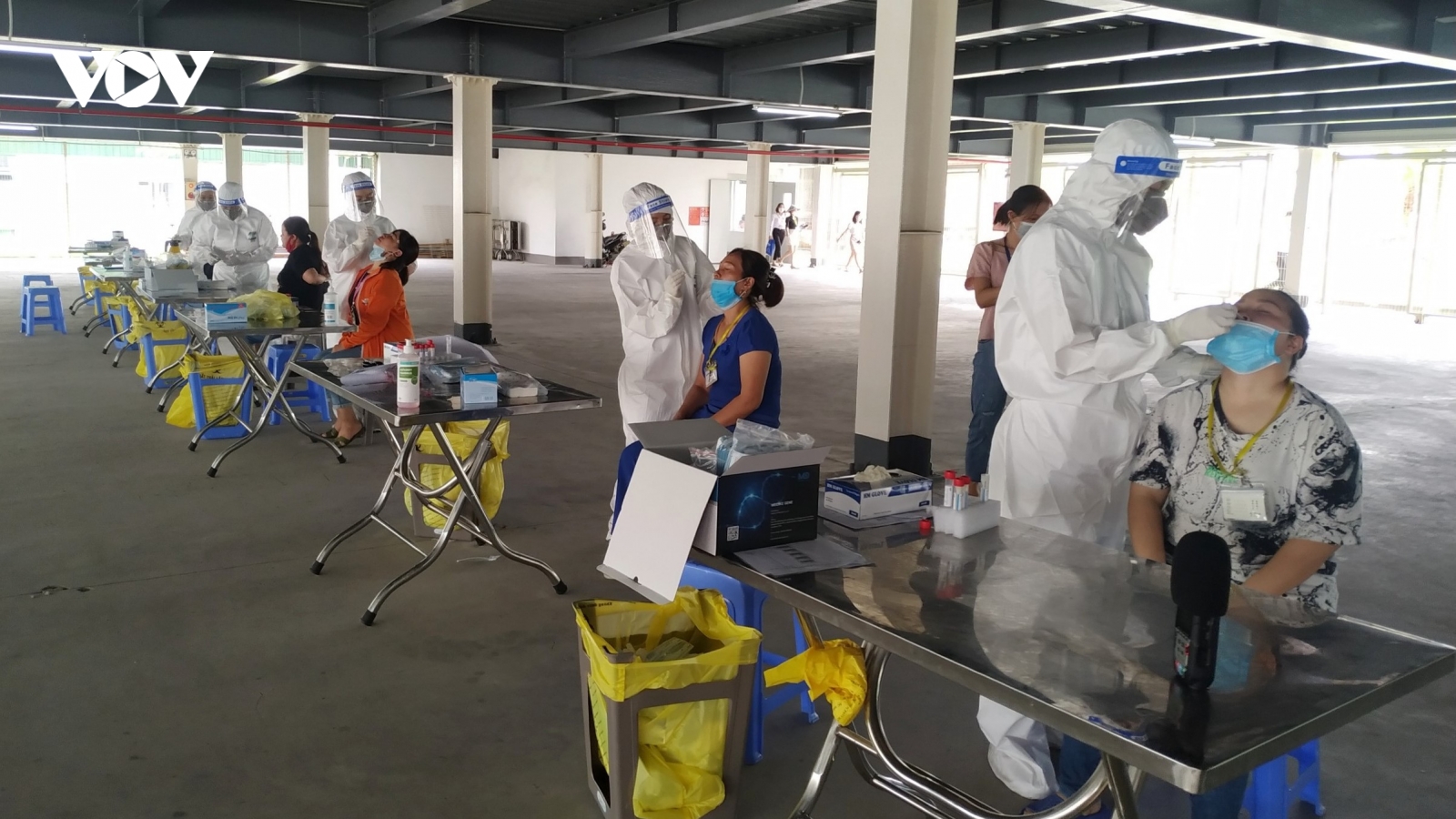Quảng Ninh xét nghiệm sàng lọc Covid-19 trên diện rộng