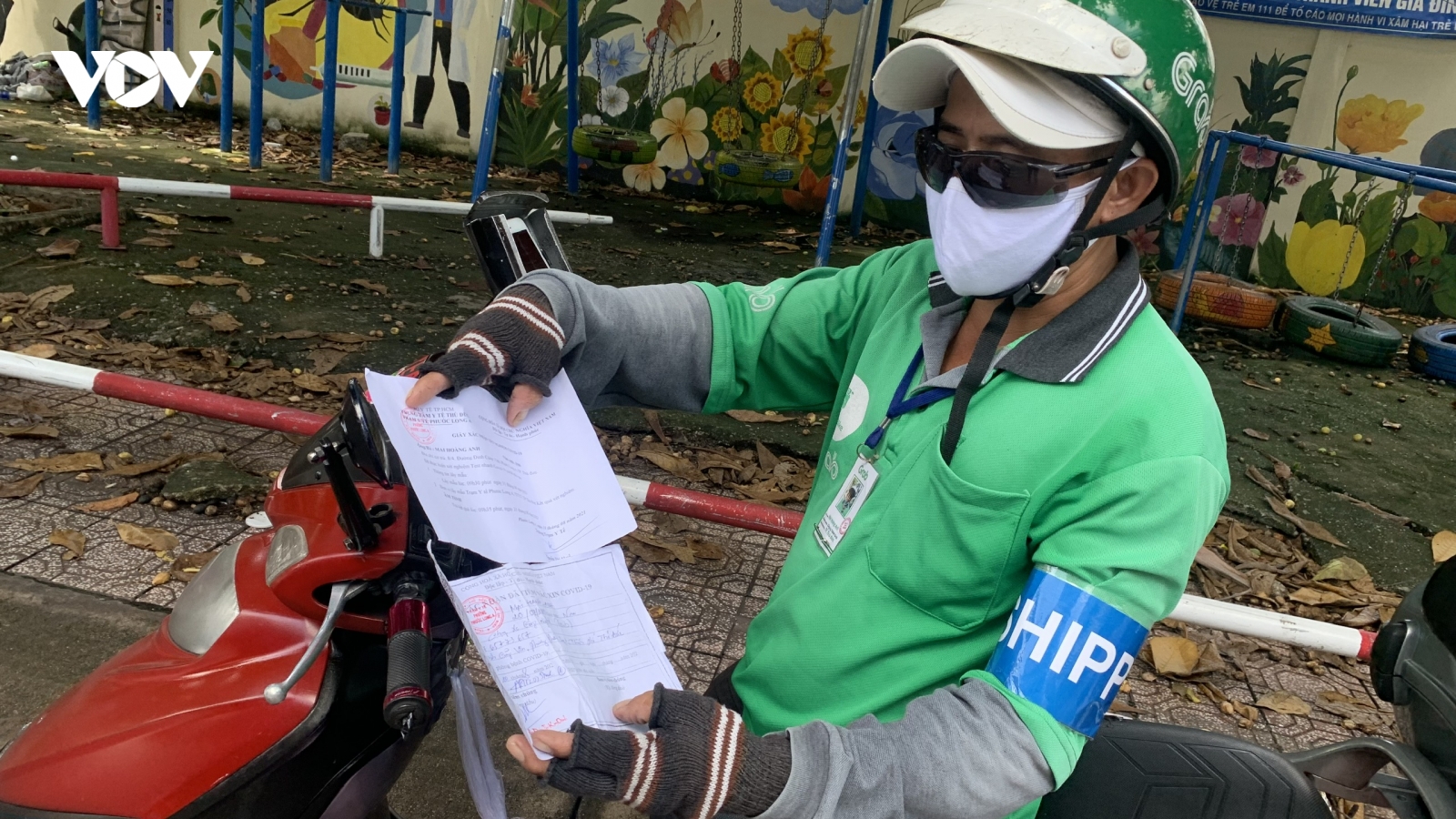 TP.HCM bắt đầu xét nghiệm Covid-19 cho các shipper