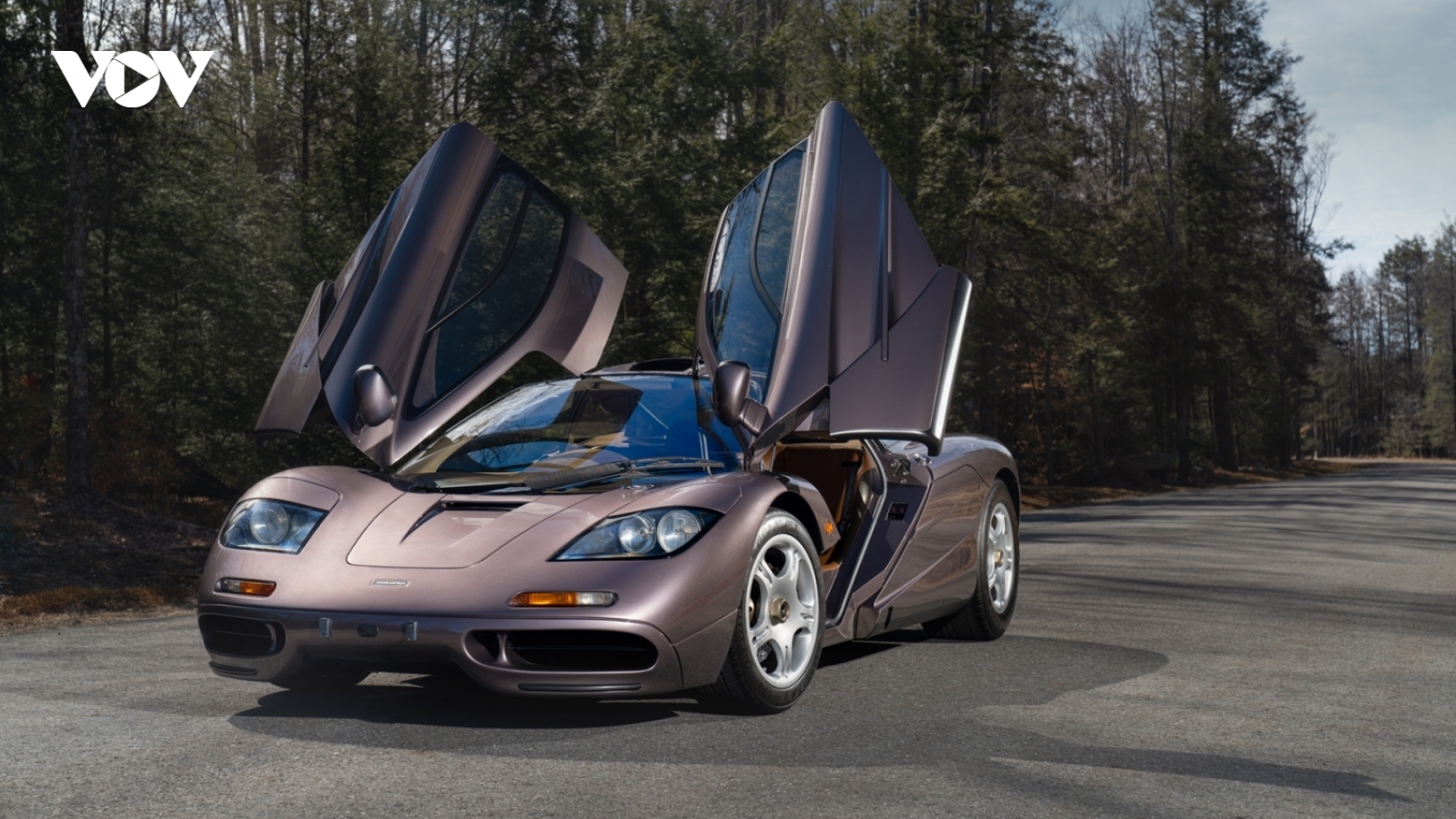 McLaren F1 đời 1995 được bán với giá hơn 20 triệu USD