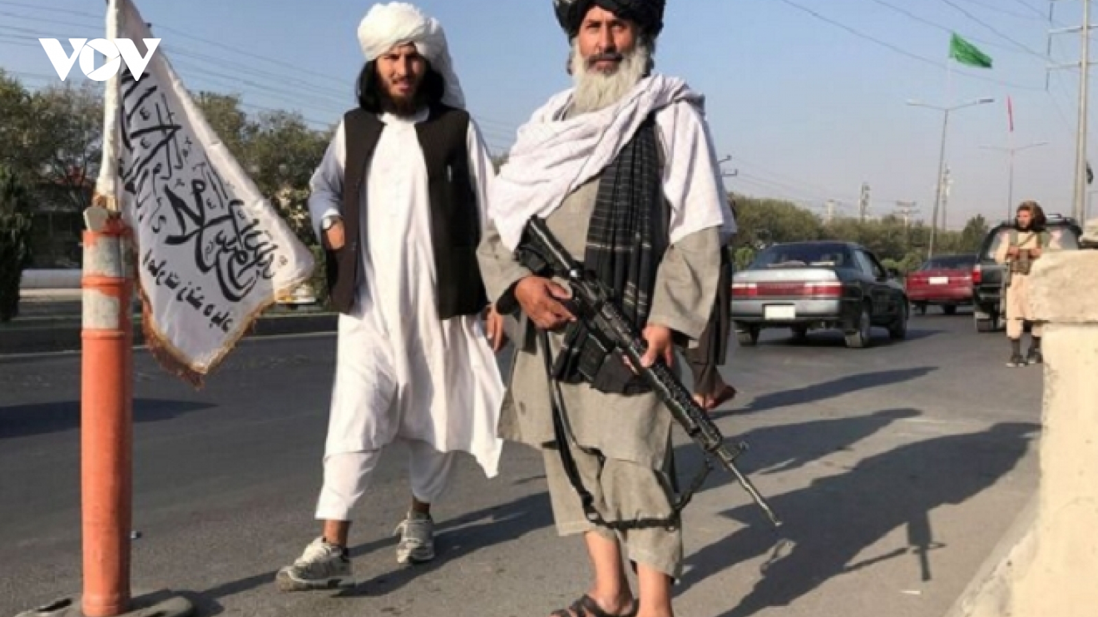 Anh thúc giục G7 áp trừng phạt Taliban