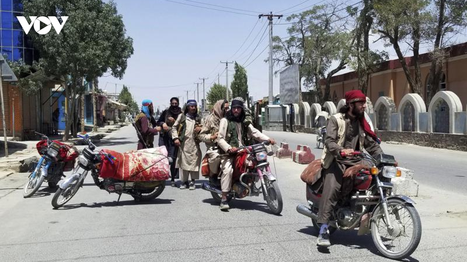 Taliban chiếm Kandahar và Herat - thành phố lớn thứ 2 và thứ 3 của Afghanistan