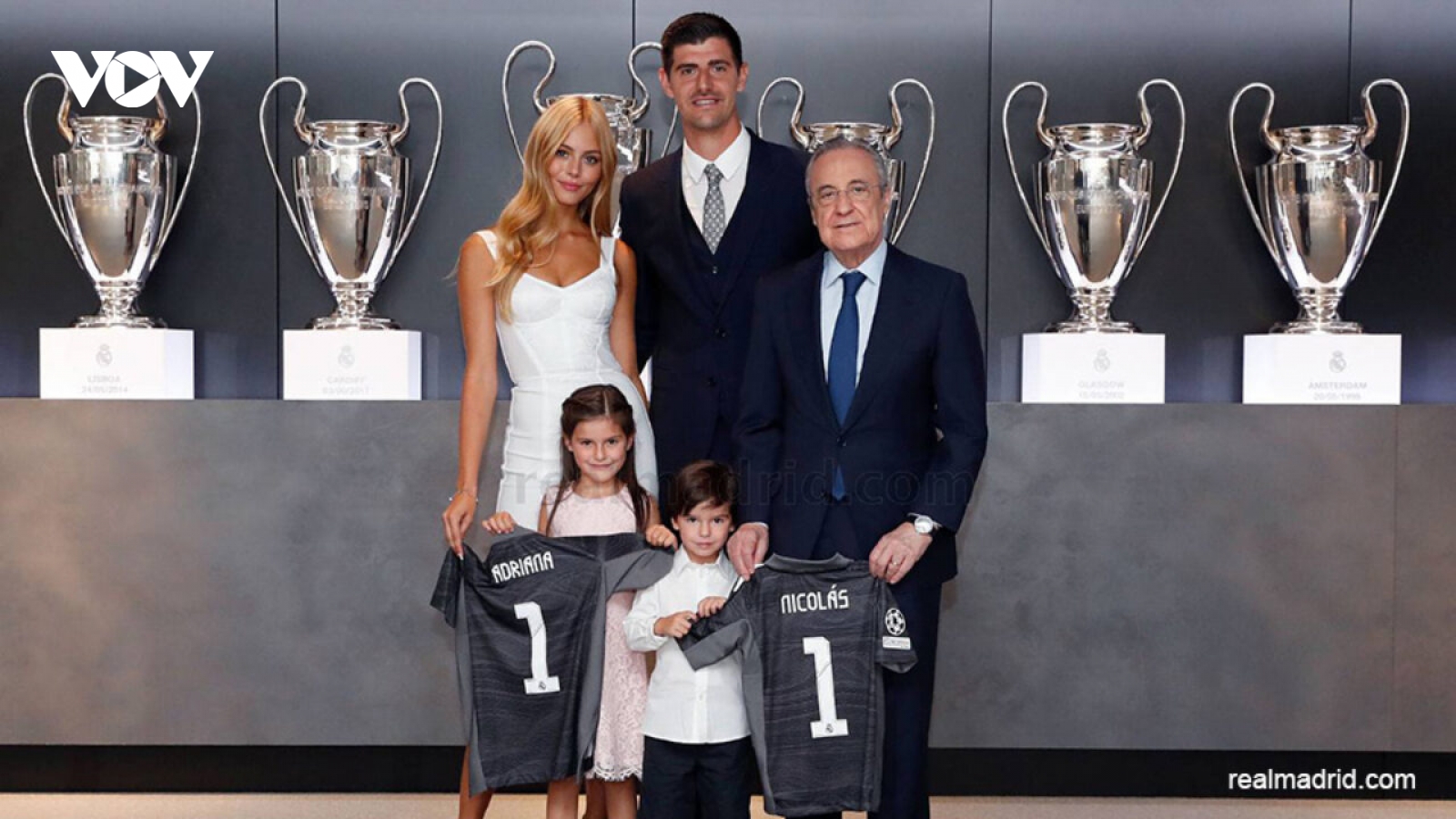 Chuyển nhượng 17/8: MU cho sao trẻ đi "học việc", Real Madrid gia hạn với thủ môn Courtois