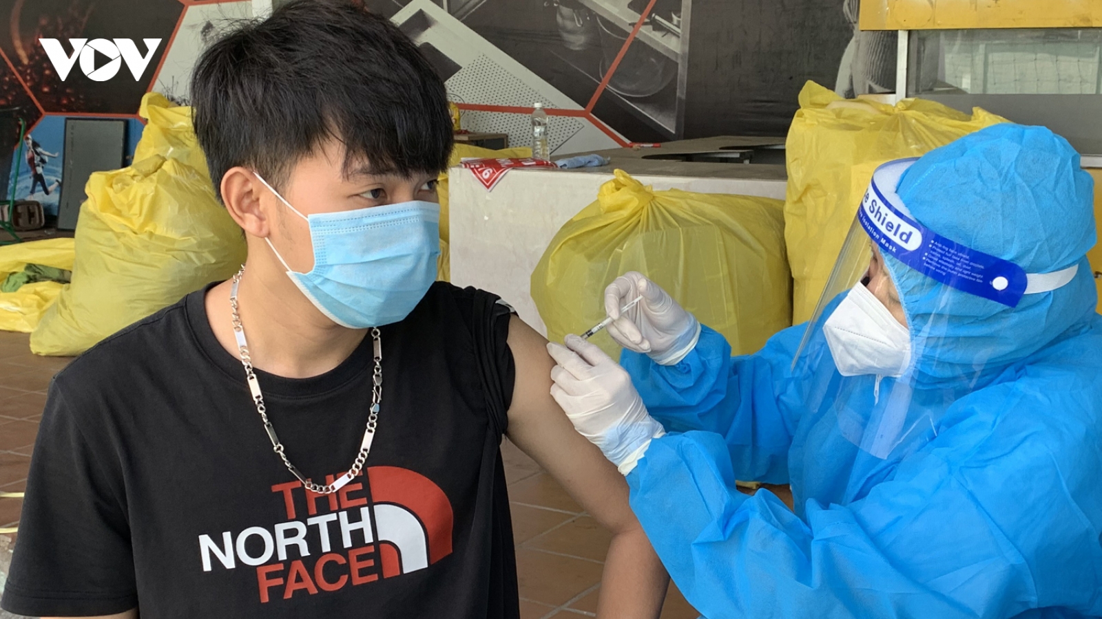 TP.HCM lo thiếu vaccine ngừa Covid-19 từ sau ngày 9/8