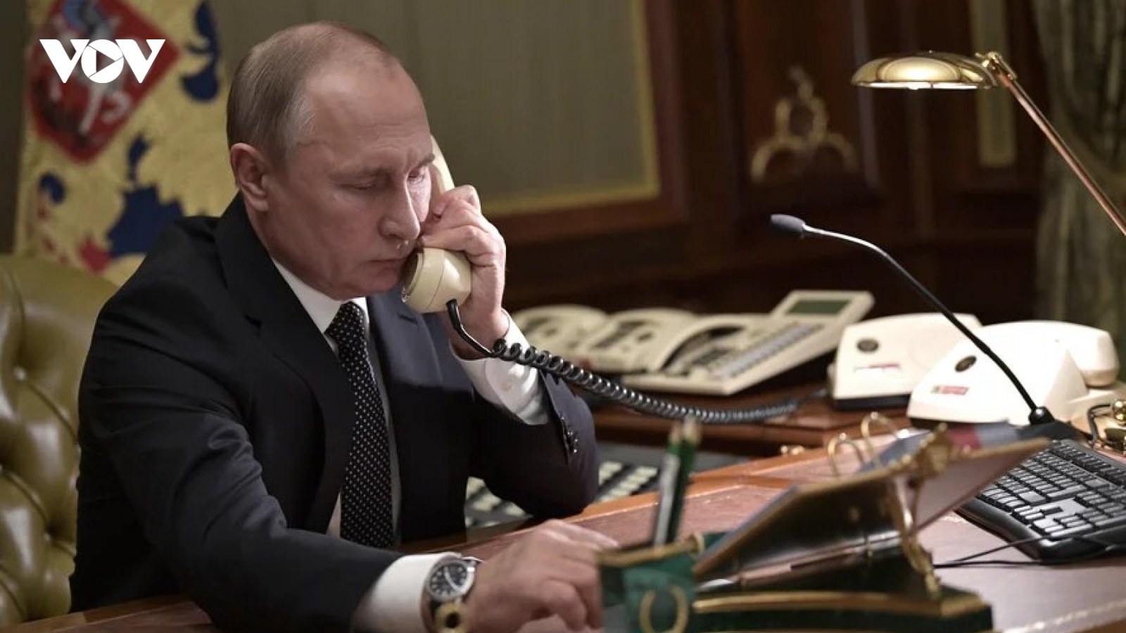 Tổng thống Nga Putin điện đàm với nguyên thủ các nước về tình hình Afghanistan