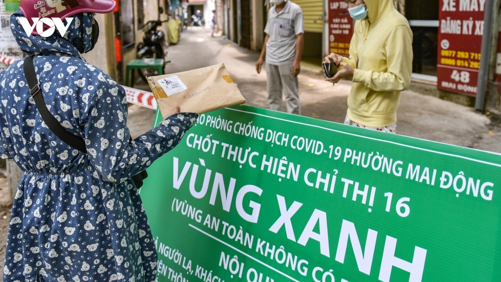 Hanoi remains at high risk of COVID-19 community infection 