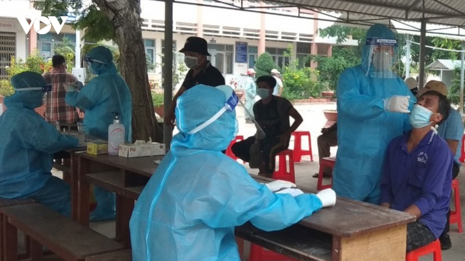 Tiền Giang phát hiện 400 ca dương tính SARS-CoV-2 tại 6 doanh nghiệp “3 tại chỗ”