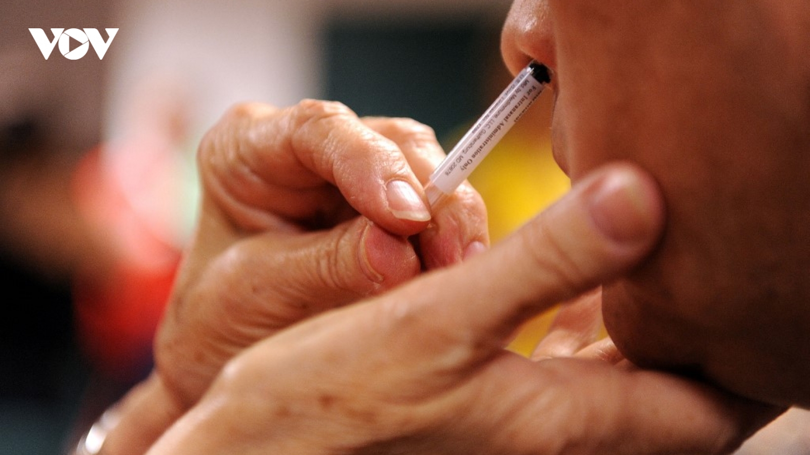 Thái Lan sắp thử nghiệm lâm sàng vaccine ngừa Covid-19 dạng xịt mũi
