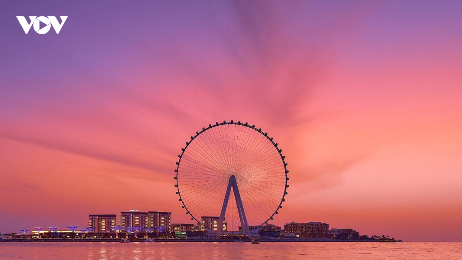 Dubai ra mắt vòng quay cao nhất thế giới, chịu bão cấp 12