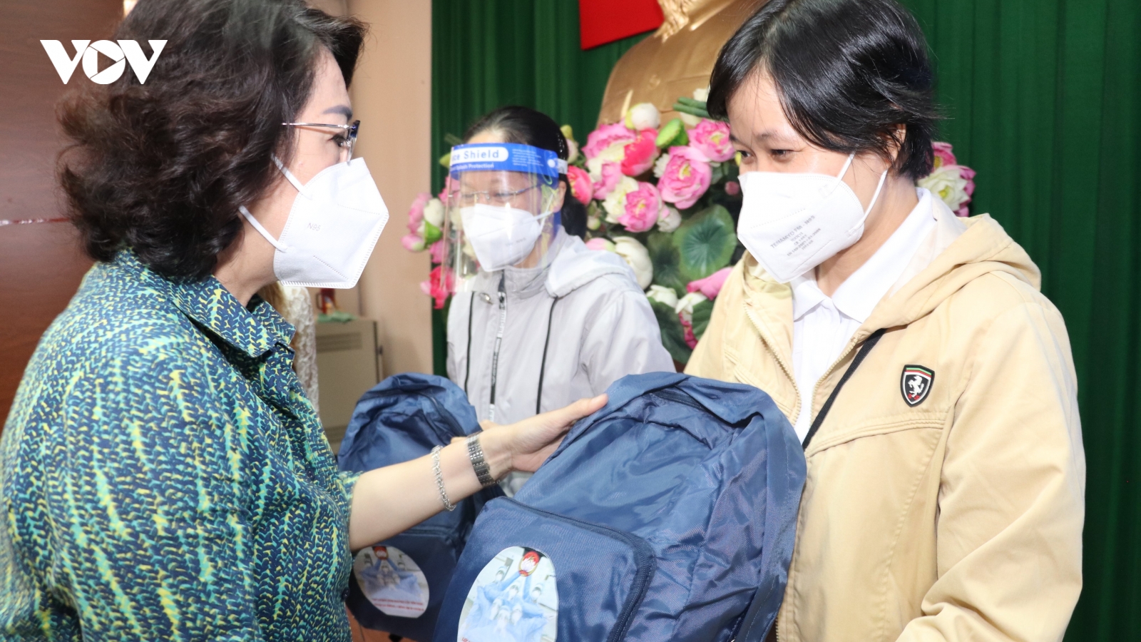 Thêm nhiều lực lượng lên đường hỗ trợ TP.HCM chống dịch COVID-19