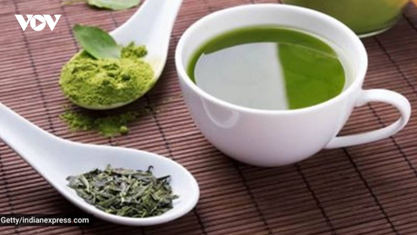 Uống trà xanh vào thời điểm nào và số lượng bao nhiêu để tránh gây hại cho sức khỏe?