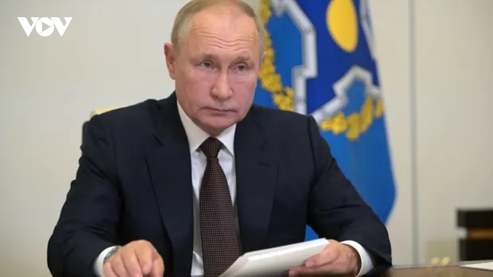 Tổng thống Nga Putin khẳng định hàng chục quan chức điện Kremlin mắc Covid-19
