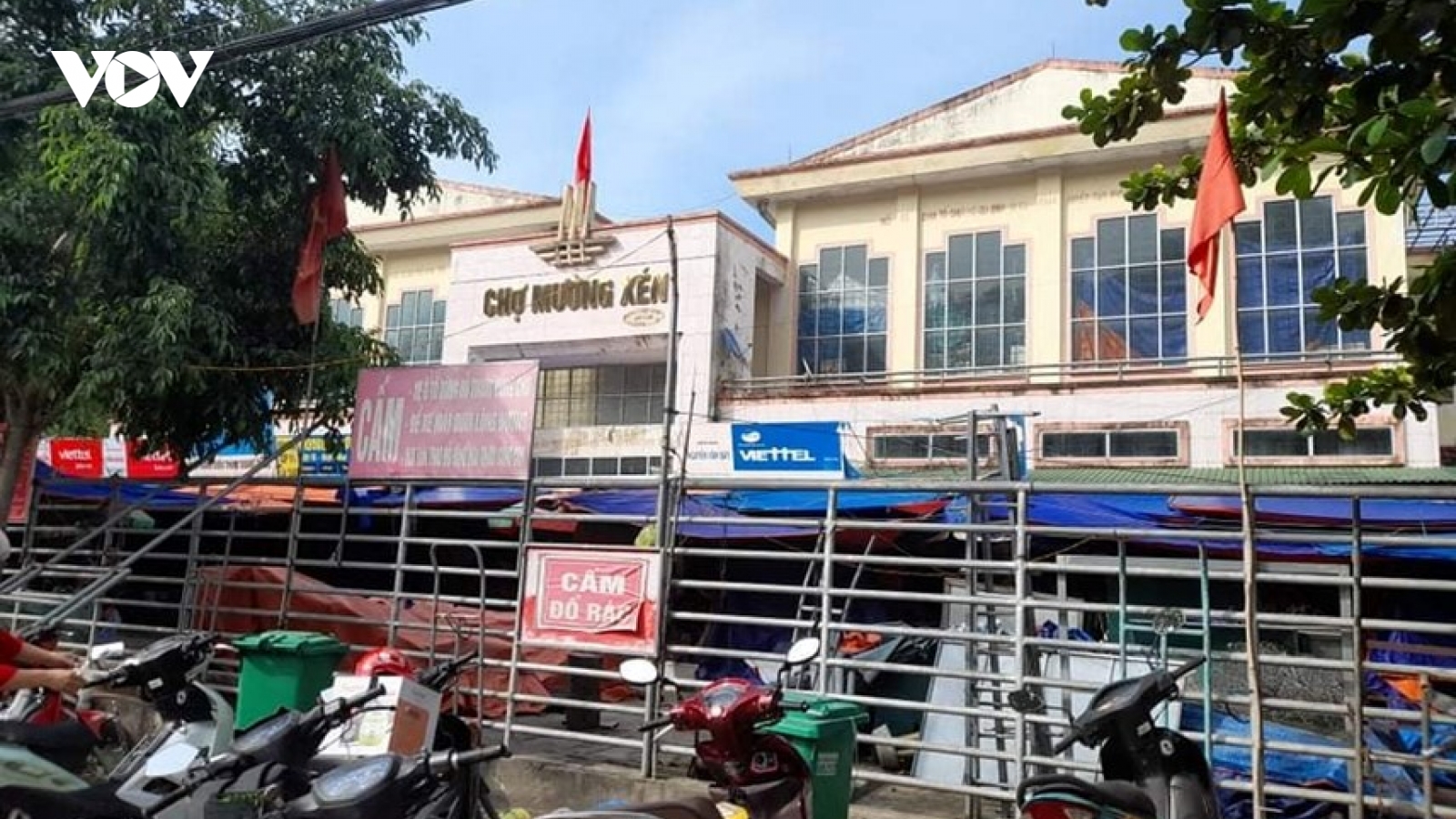 Để ngoài sổ sách hàng trăm triệu đồng, 4 cán bộ bị khởi tố