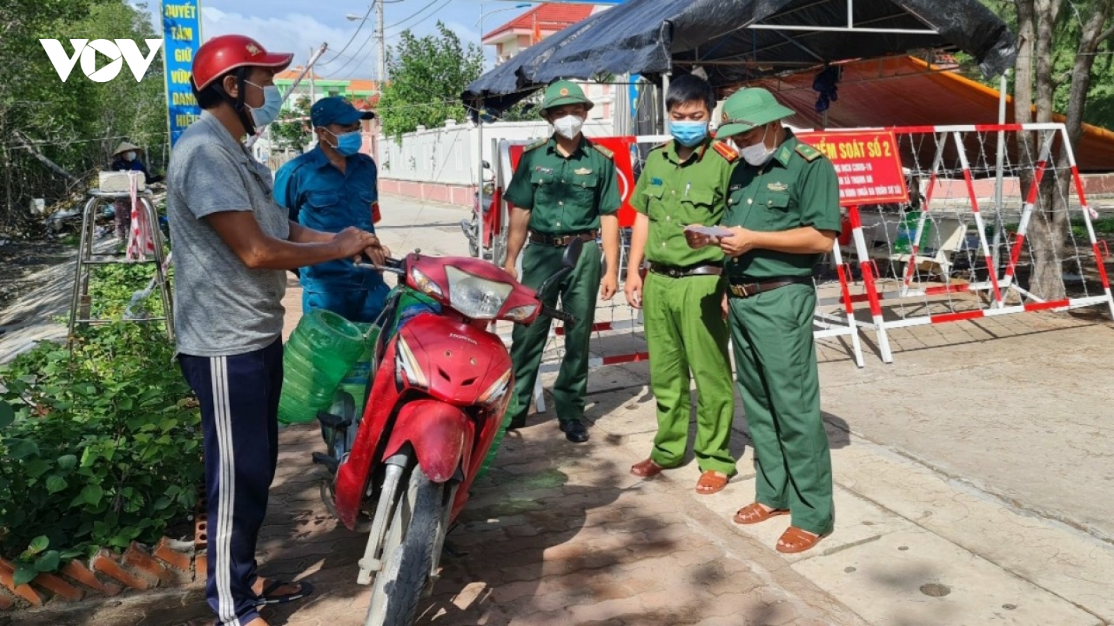 8 huyện và 1 thị xã của Long An chuyển sang giãn cách xã hội theo Chỉ thị 15