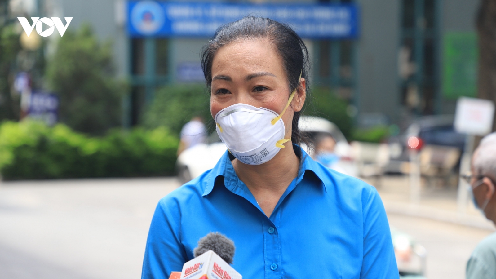 “Đảm bảo các chế độ xứng đáng với nhân viên y tế tuyến đầu chống dịch”