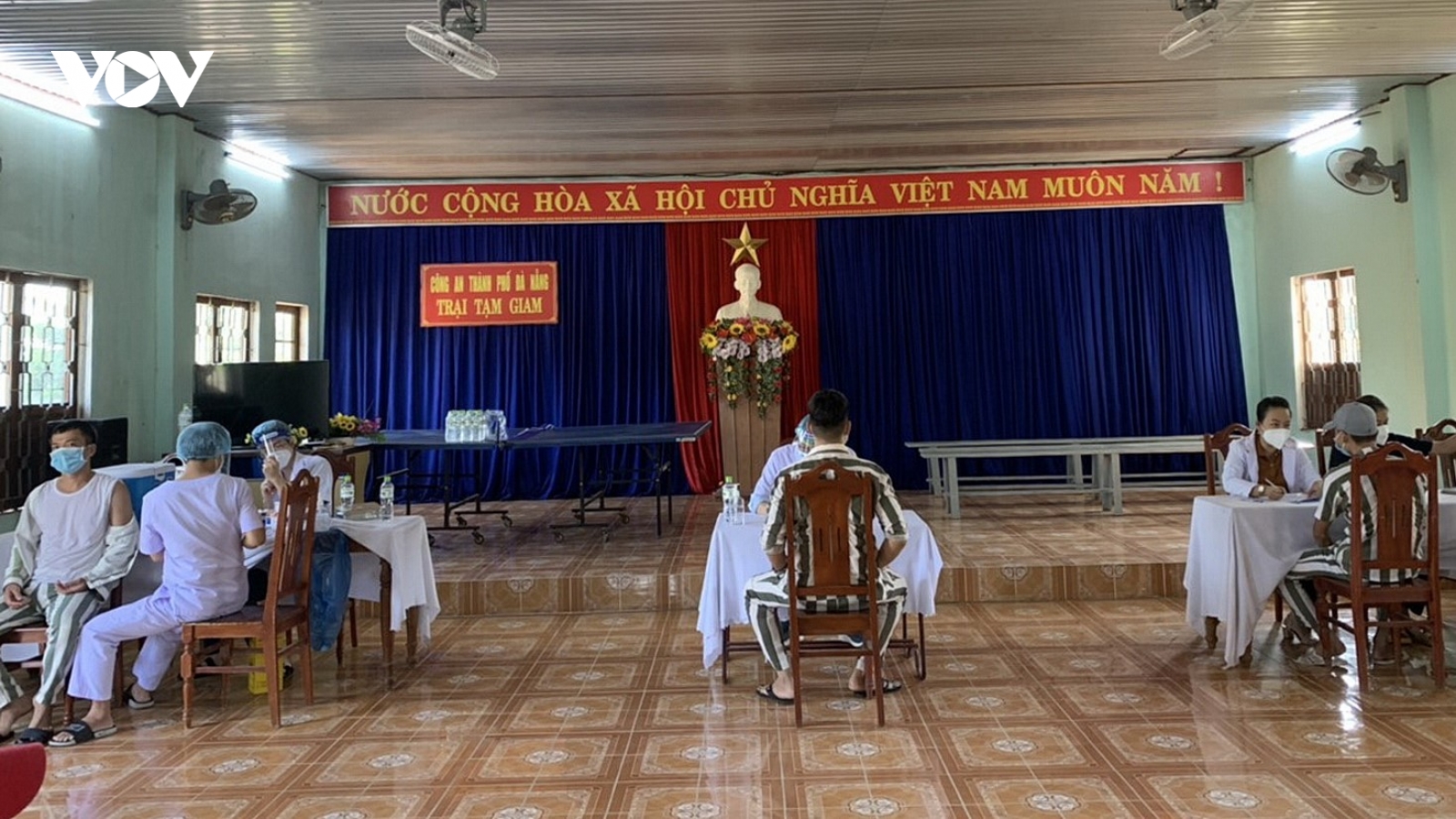 Đà Nẵng tiêm vaccine cho can phạm, phạm nhân nguy cơ cao mắc Covid-19