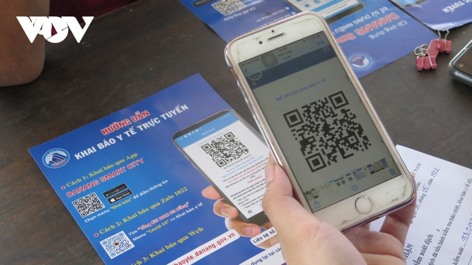 TP.HCM sẽ quản lý người đi đường bằng mã QR thay giấy đi đường