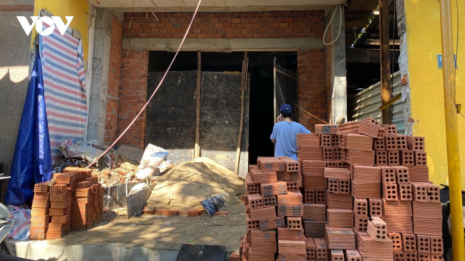 Người dân Đà Nẵng gặp khó khăn khi xin phép thi công xây nhà trở lại