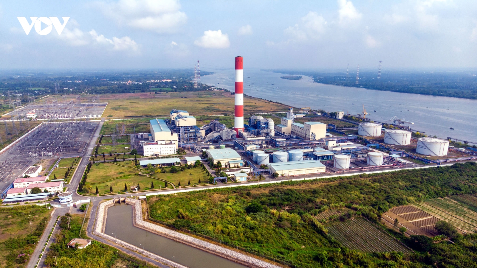 Điện than được “ưu ái” hơn năng lượng tái tạo là không hợp với xu thế