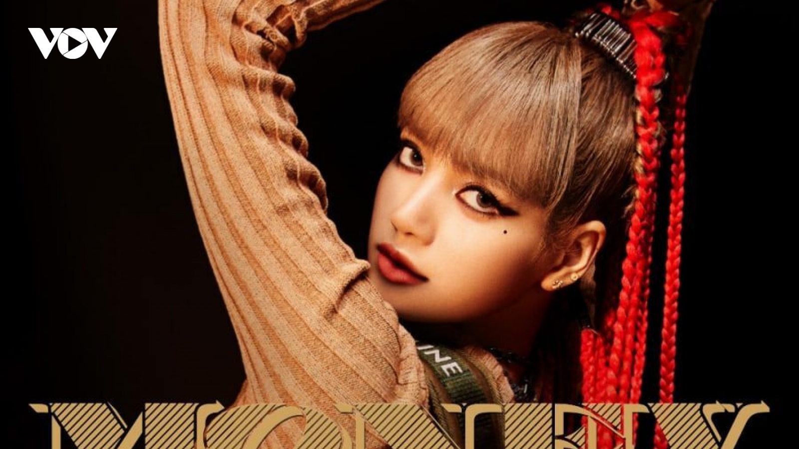 Lisa (BLACKPINK) tung poster "nhá hàng" MV solo thứ hai