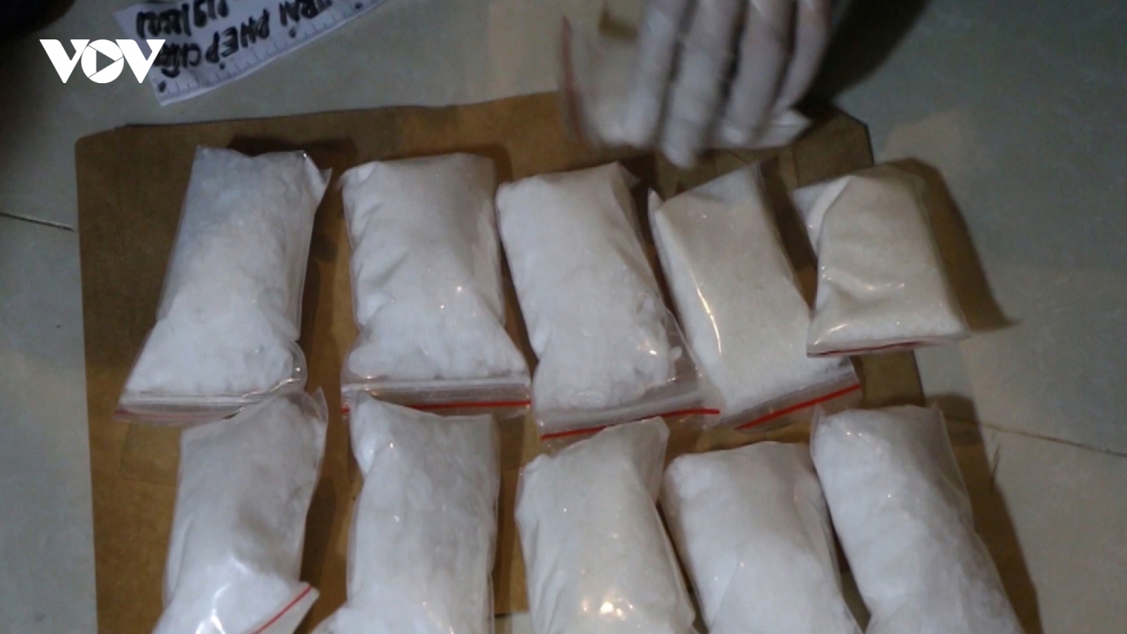 Bắt giữ “nữ quái” ở Bình Phước vận chuyển gần 1,4kg ma túy