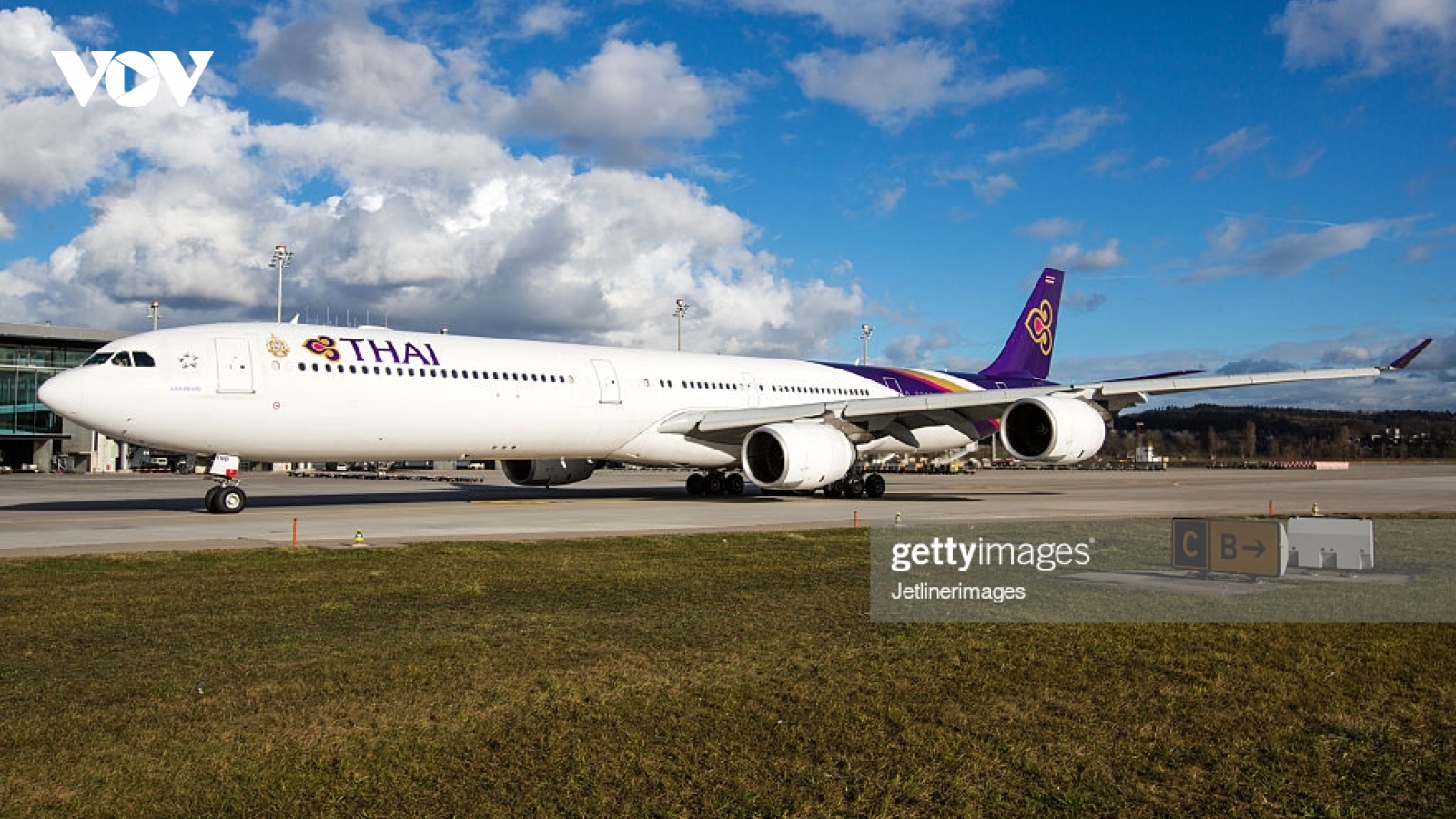 Cựu thủ tướng Thaksin có liên quan tới thua lỗ của Thai Airways