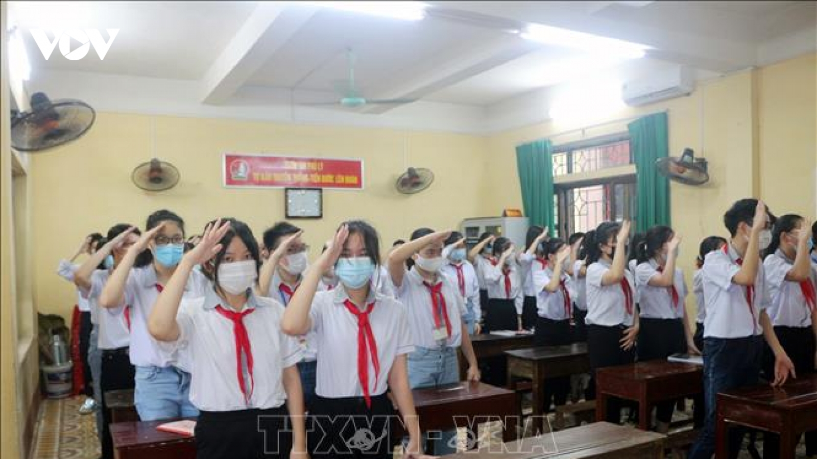 Hà Nam tiếp tục cho học sinh nghỉ học từ 27/9 và chuyển sang học trực tuyến