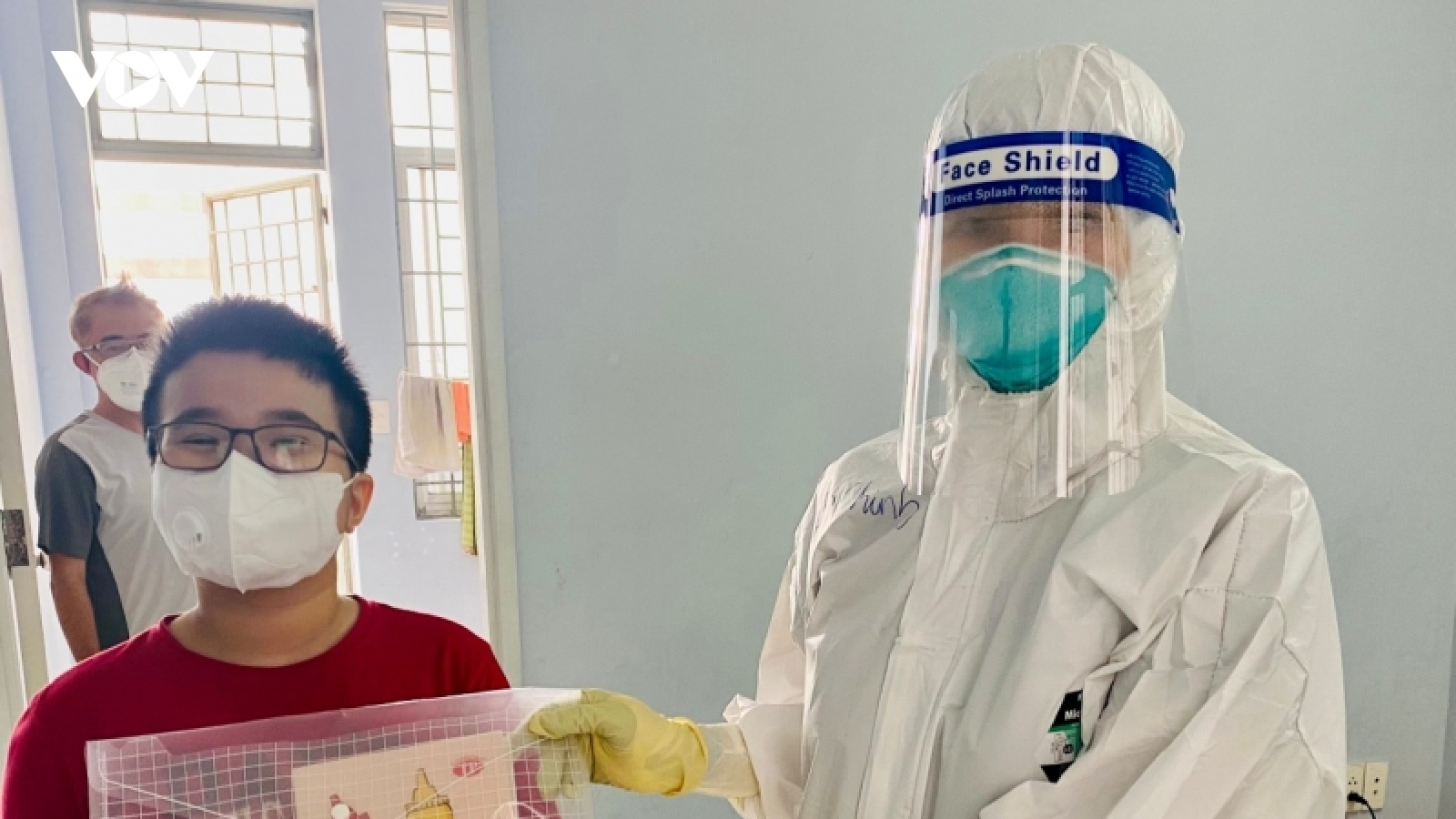 Học trò F0 và những giáo viên bất đắc dĩ ở Bệnh viện dã chiến số 4