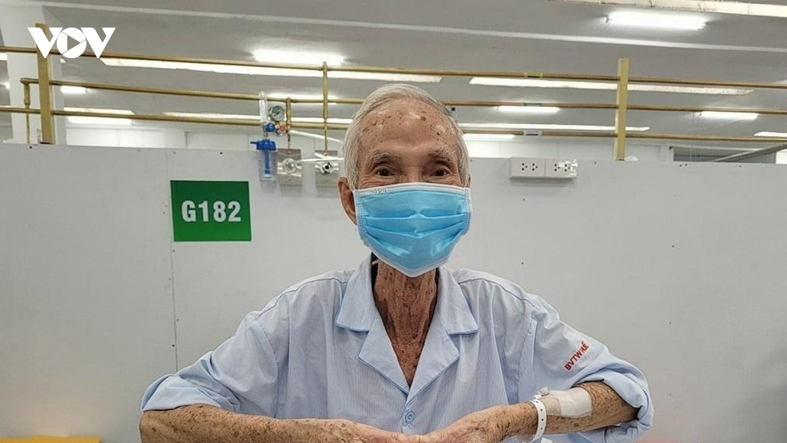 Niềm vui của những thiên thần áo trắng ở Trung tâm Hồi sức COVID-19 TPHCM