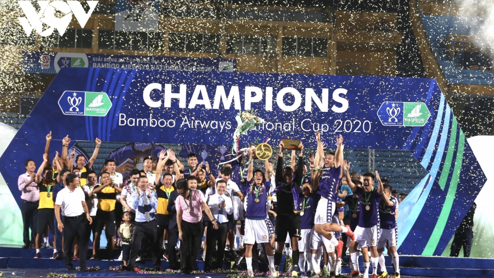 Ngày này năm xưa: Hà Nội FC cân bằng kỷ lục của bóng đá Việt Nam