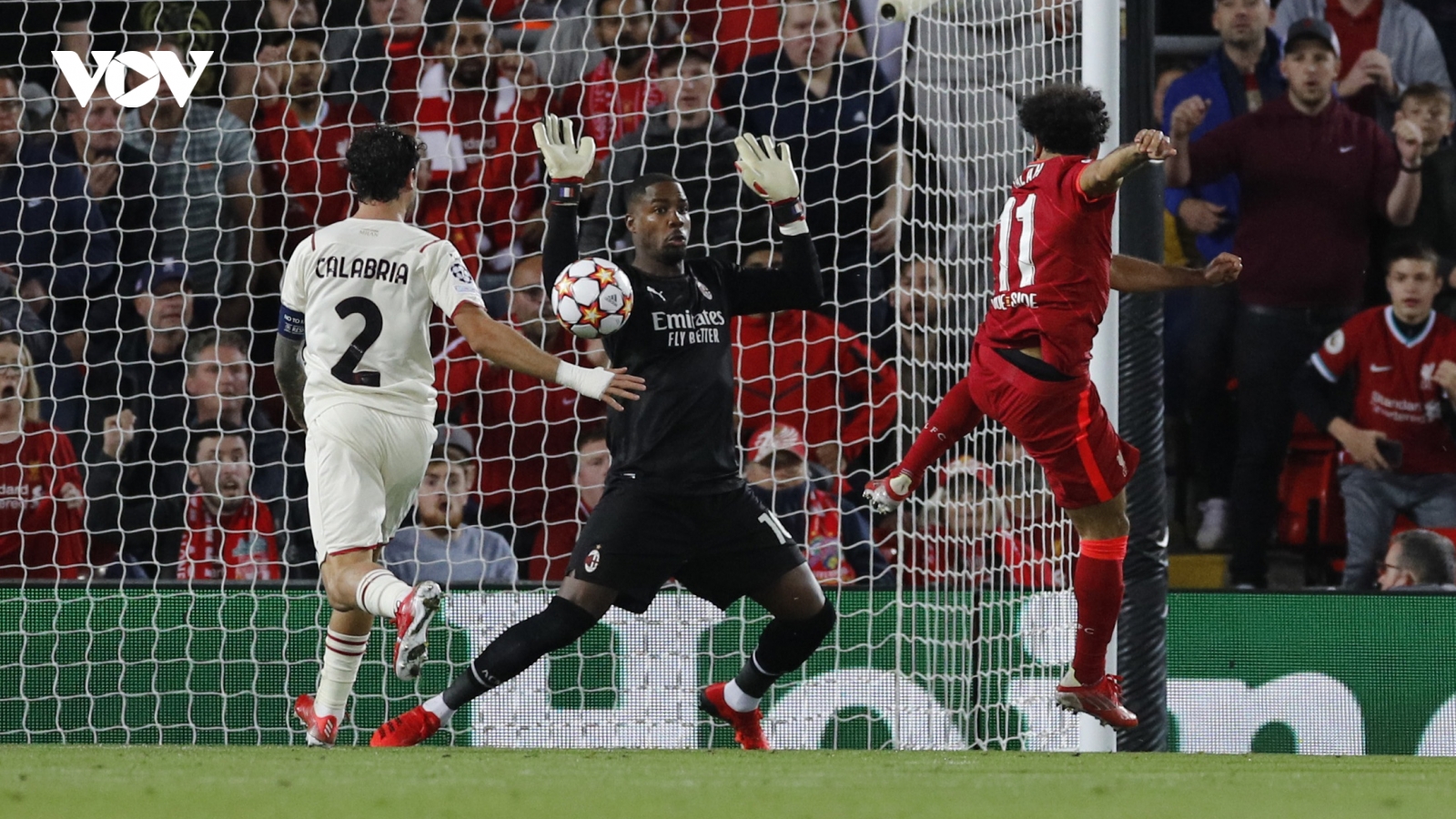 Kết quả Champions League: Liverpool, Man City rủ nhau thắng kịch tính