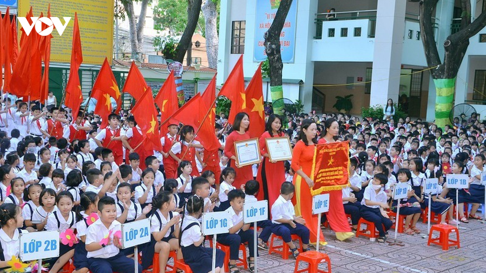 Chủ tịch nước: Không để một trẻ em nào mất cơ hội học tập vì đại dịch
