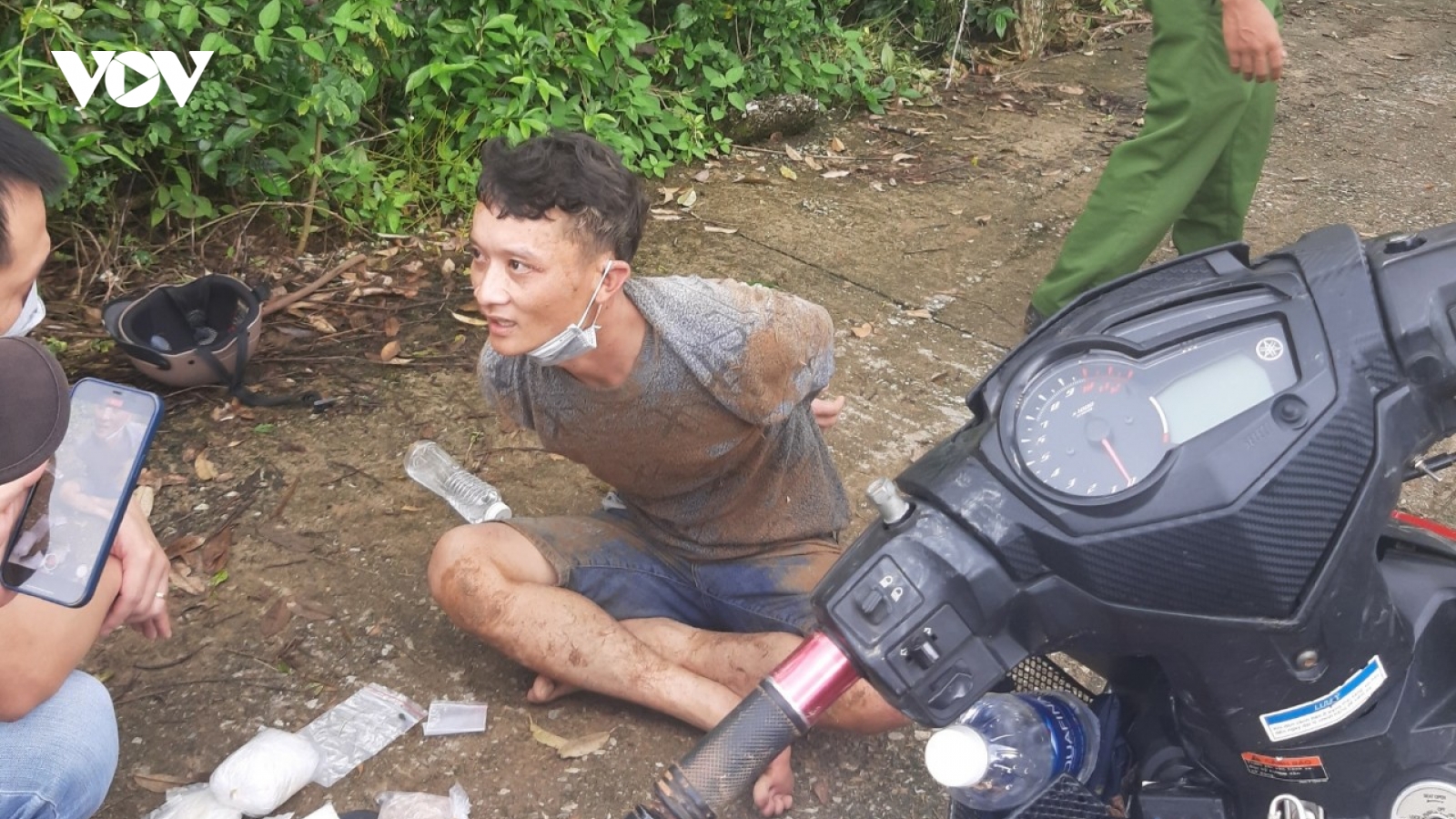 Hành trình hai ngày đêm truy bắt đối tượng mua bán ma túy trong rừng