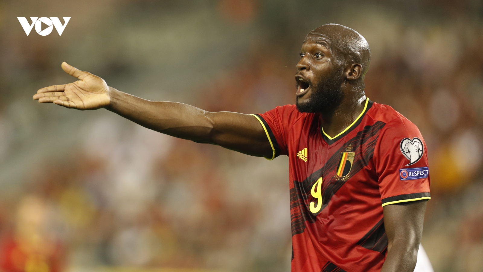 Chelsea "nín thở" vì Lukaku chấn thương