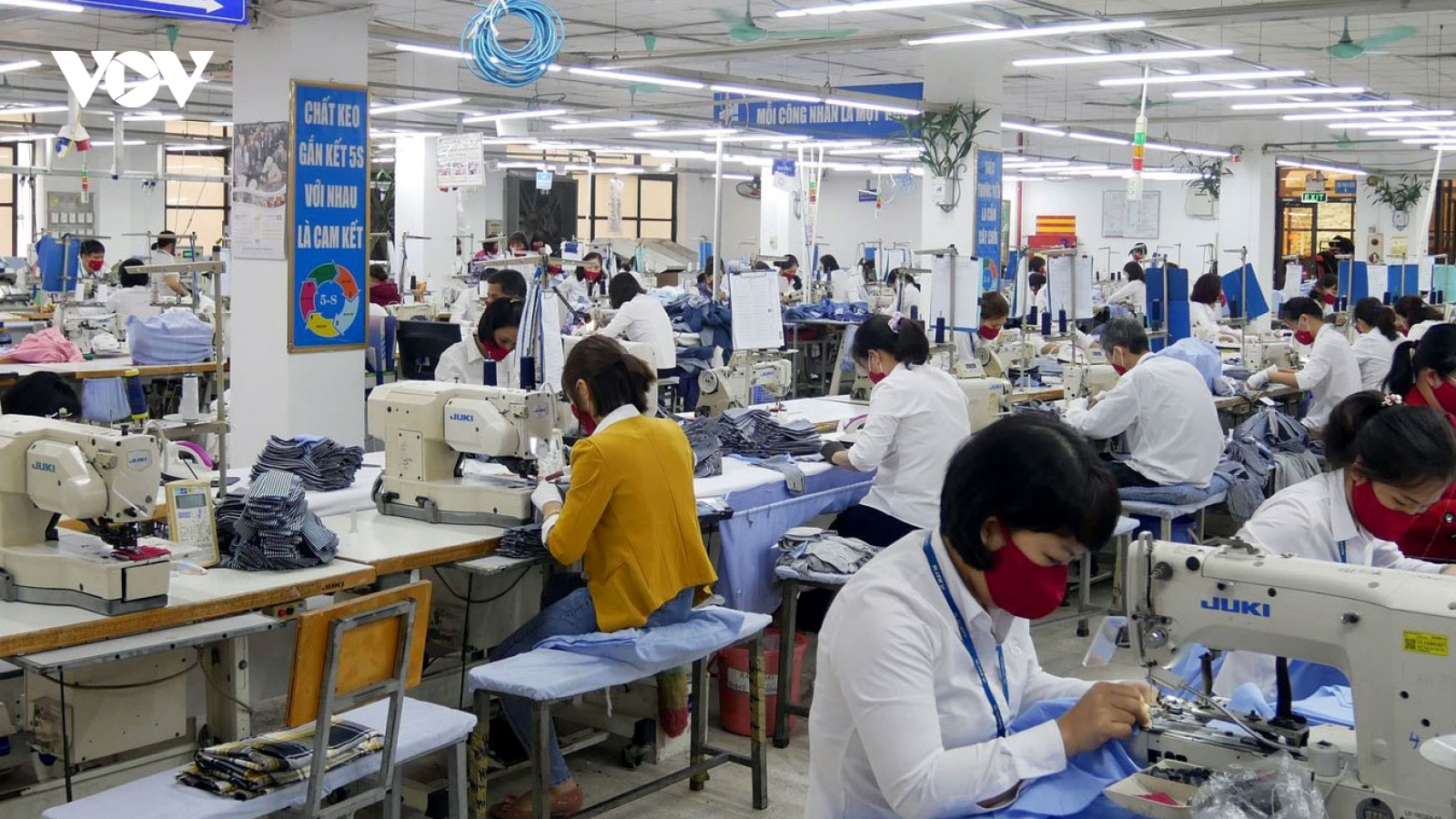 Doanh nghiệp lo củng cố nguồn lao động sau dịch