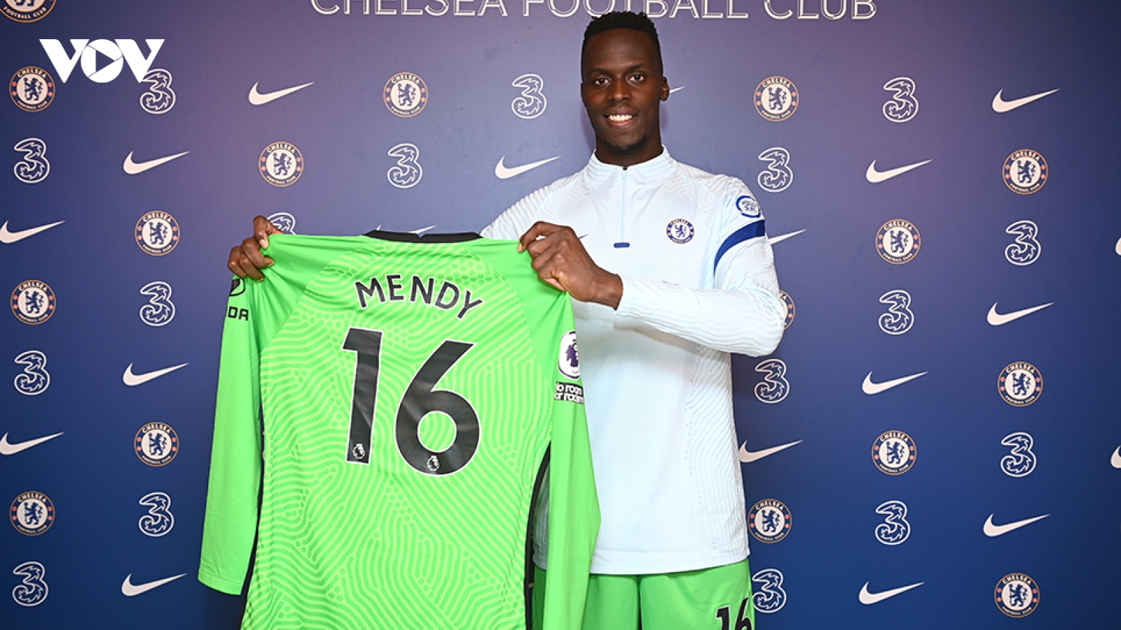 Ngày này năm xưa: Chelsea chiêu mộ "người nhện" từ Senegal