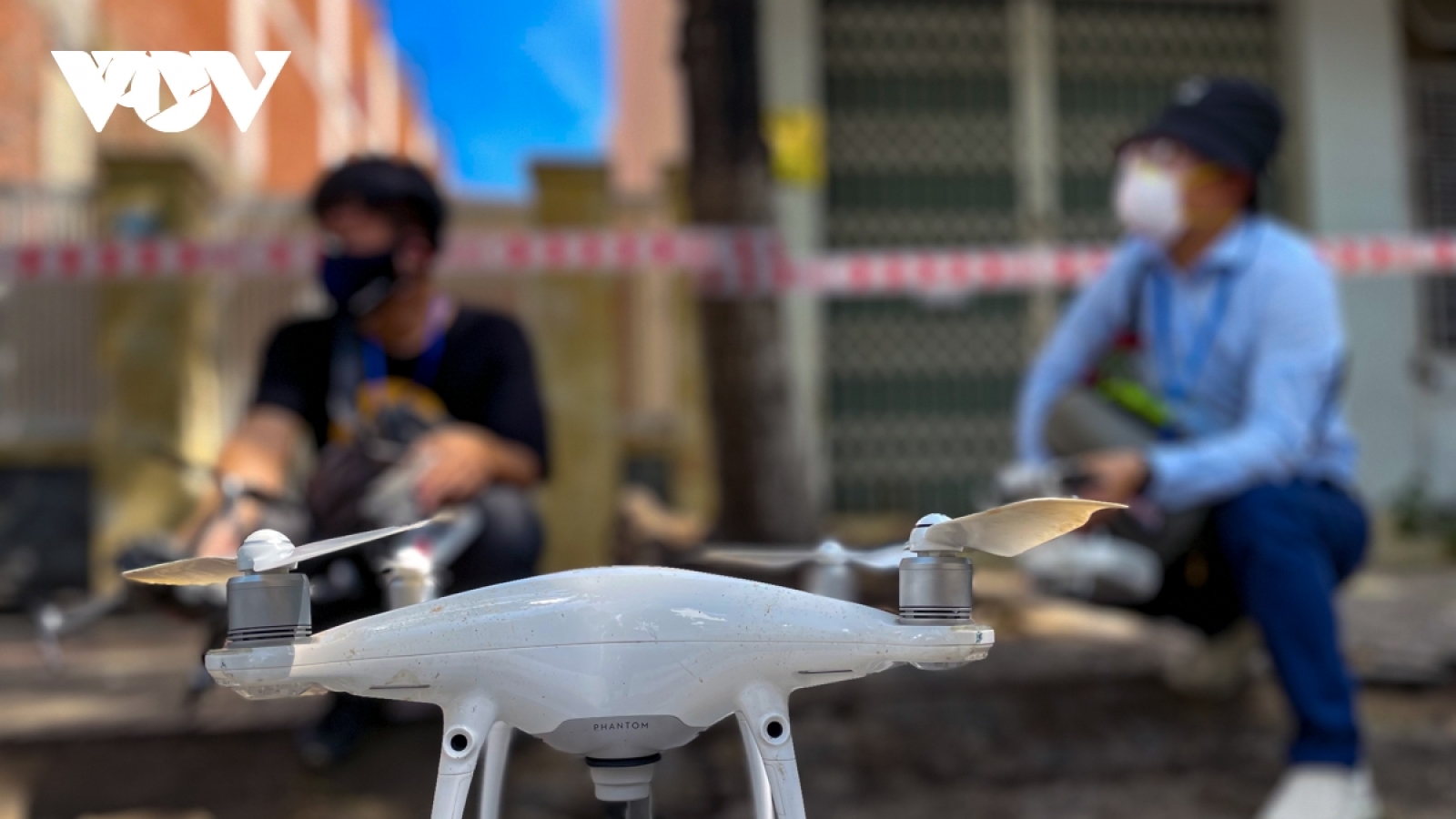 Hà Nội thí điểm giám sát khu vực phong tỏa bằng flycam