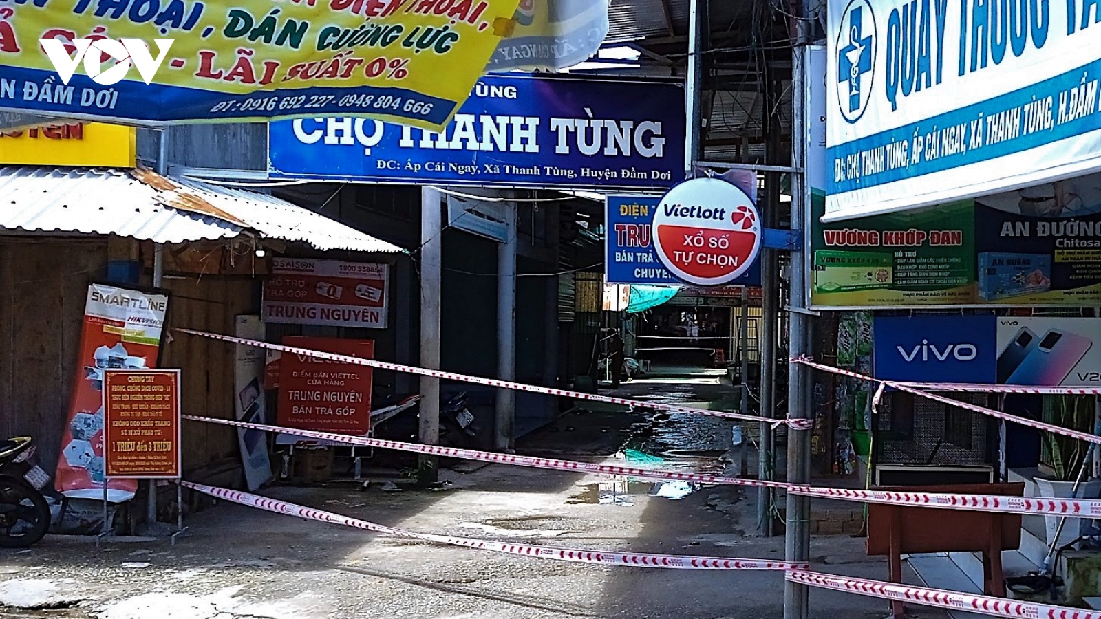 Khởi tố bác sĩ thiếu trách nhiệm để dịch Covid-19 lây lan
