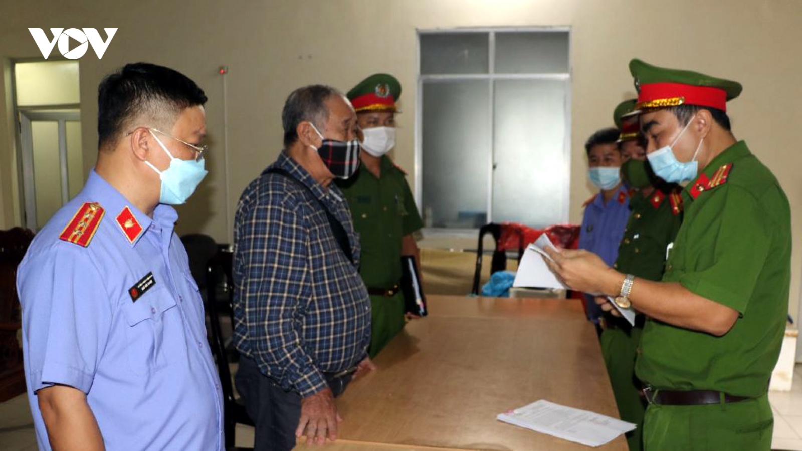 Bắt vợ chồng giám đốc và trưởng ban quản lý khu đô thị Minh Khang ở Nghệ An